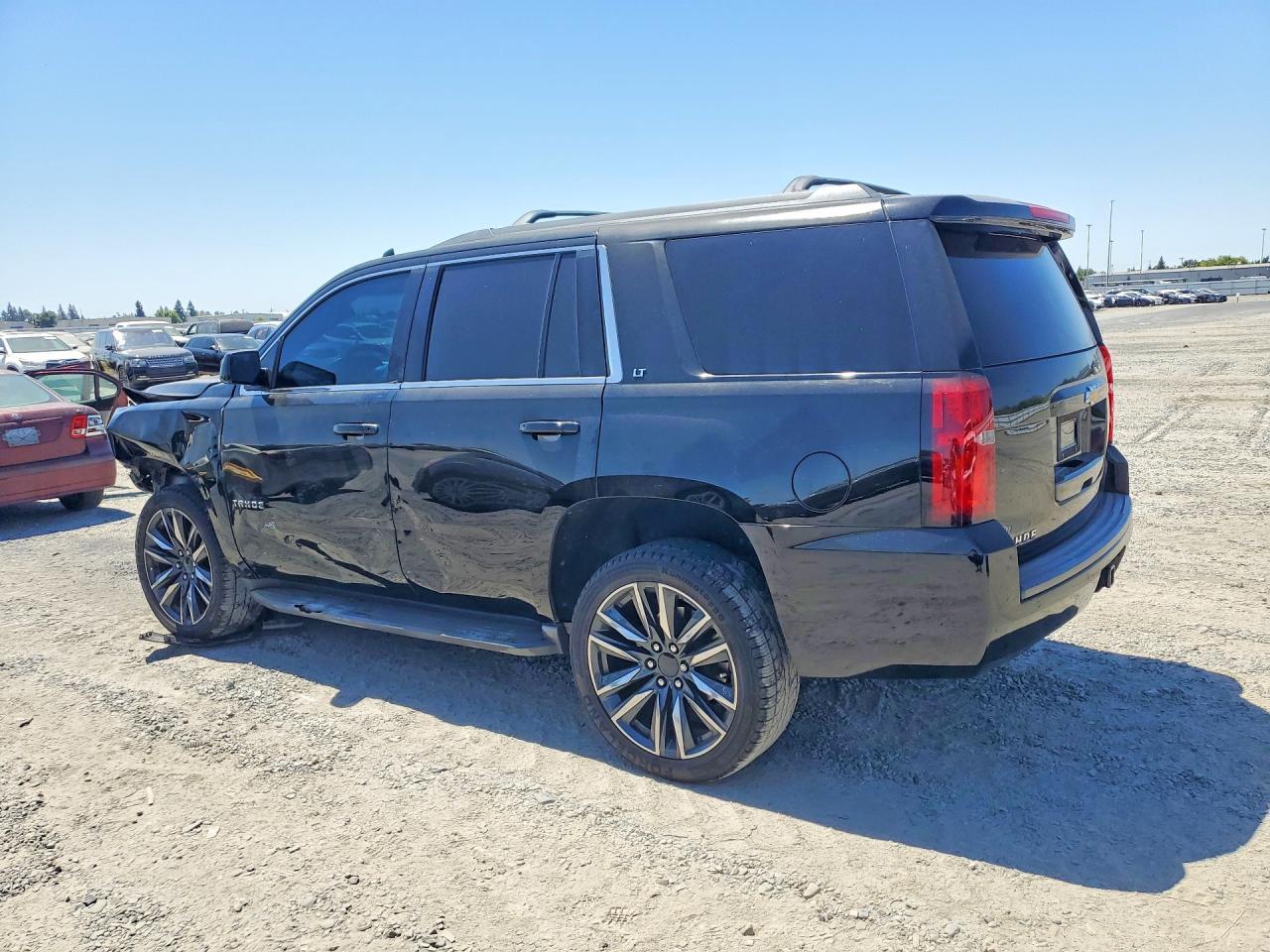2015 Chevrolet Tahoe K1500 Lt - zdjęcie 2
