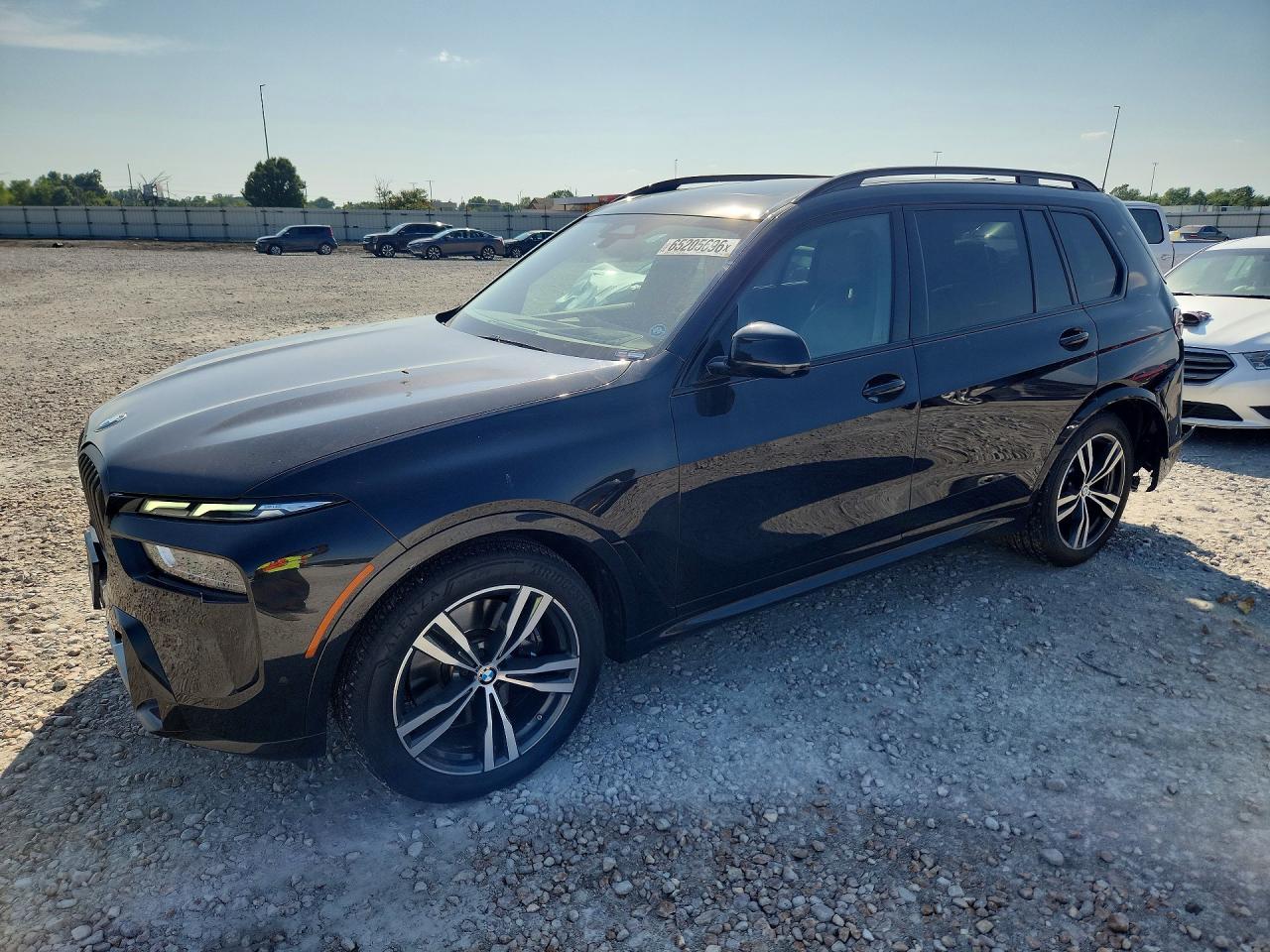 2024 BMW X7 xDrive40I - zdjęcie główne