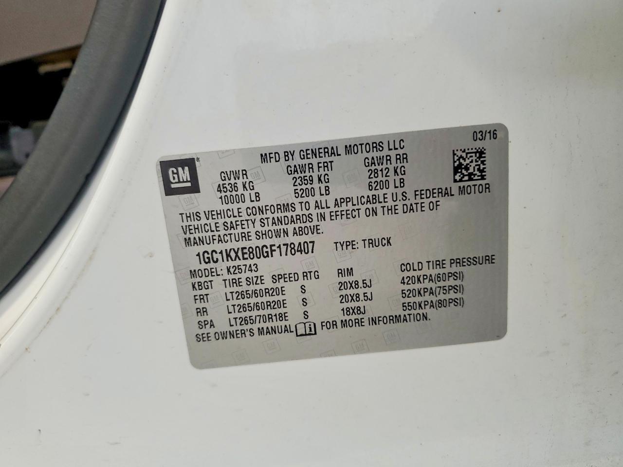 2016 Chevrolet Silverado K2500 High Country - zdjęcie 13