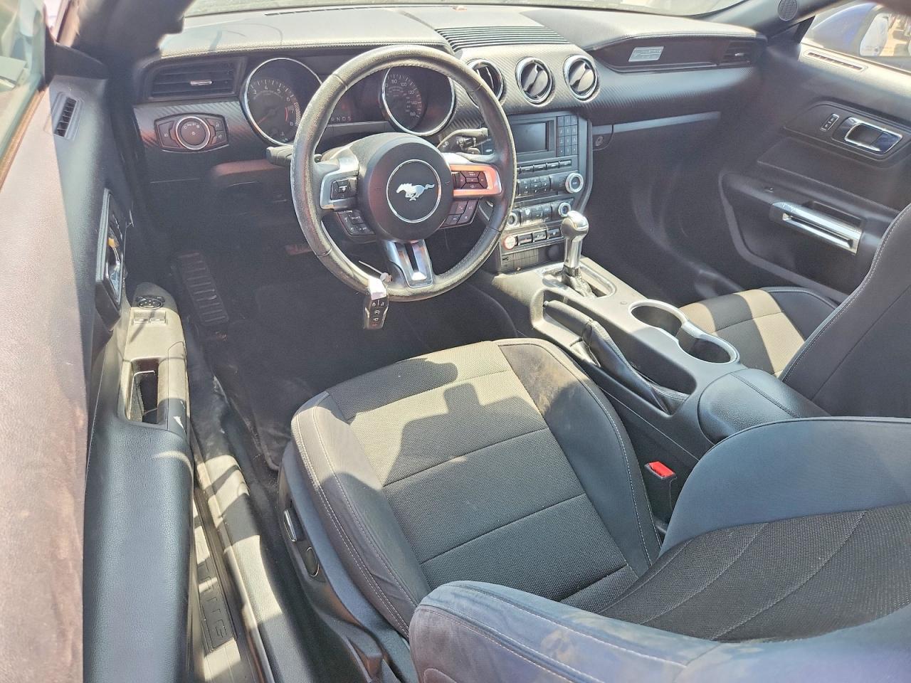 2016 Ford Mustang - zdjęcie 8