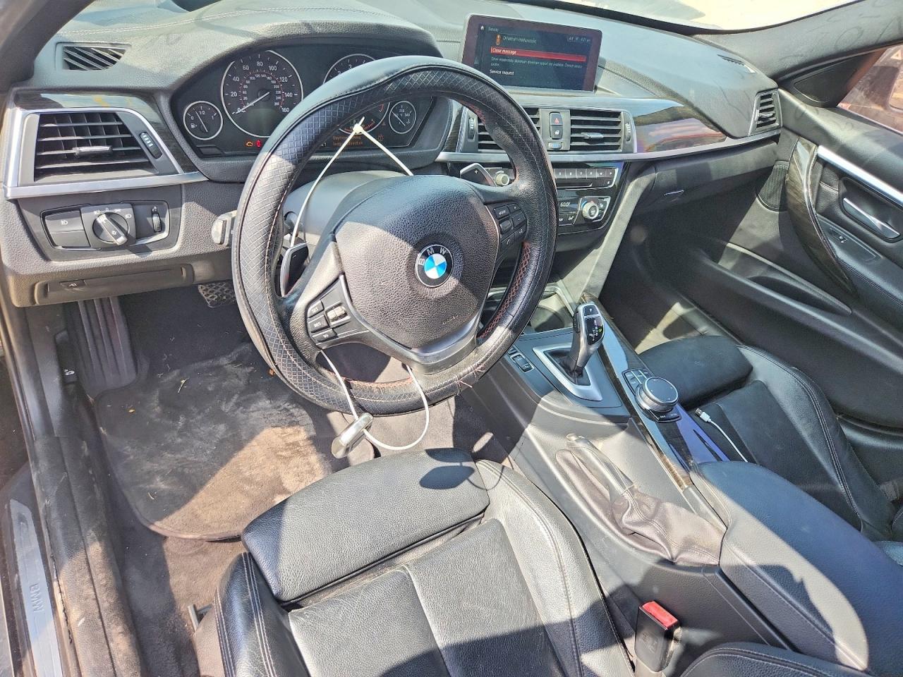 2018 BMW Seria 3 330i - zdjęcie 8