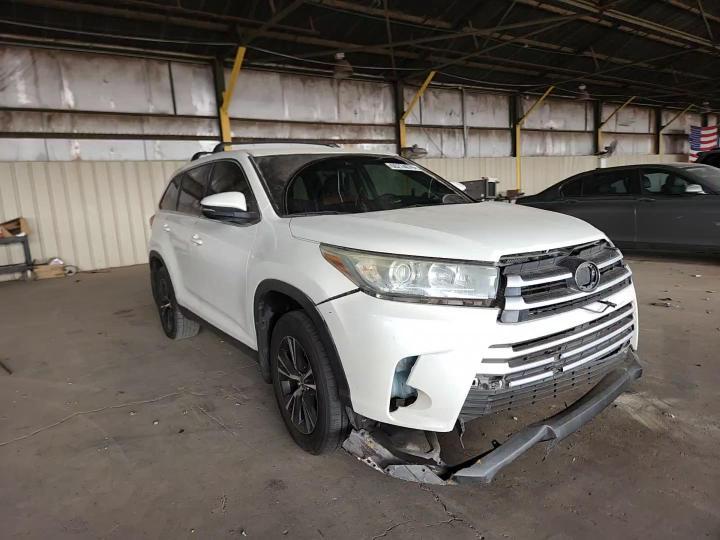 2019 Toyota Highlander Le - zdjęcie 14