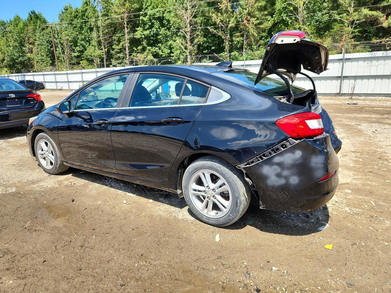 2016 Chevrolet Cruze Lt - zdjęcie 2