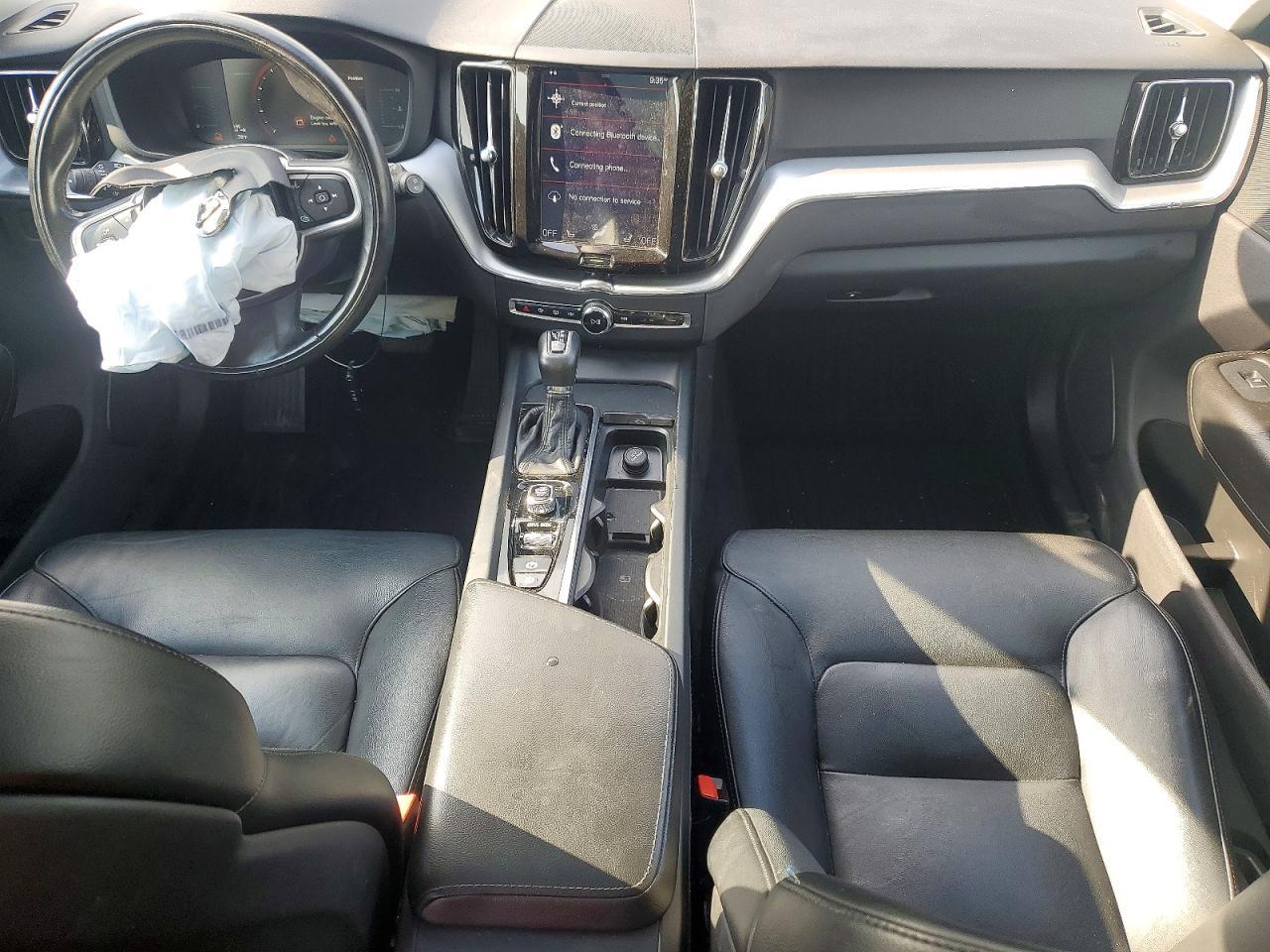 2019 Volvo Xc60 T5 Momentum - zdjęcie 8