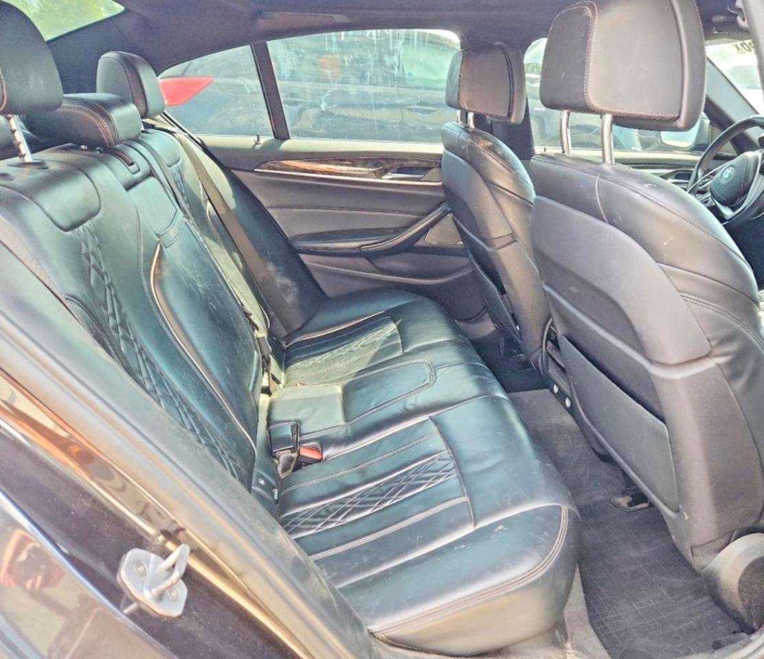 2019 BMW Seria 5 540i - zdjęcie 10
