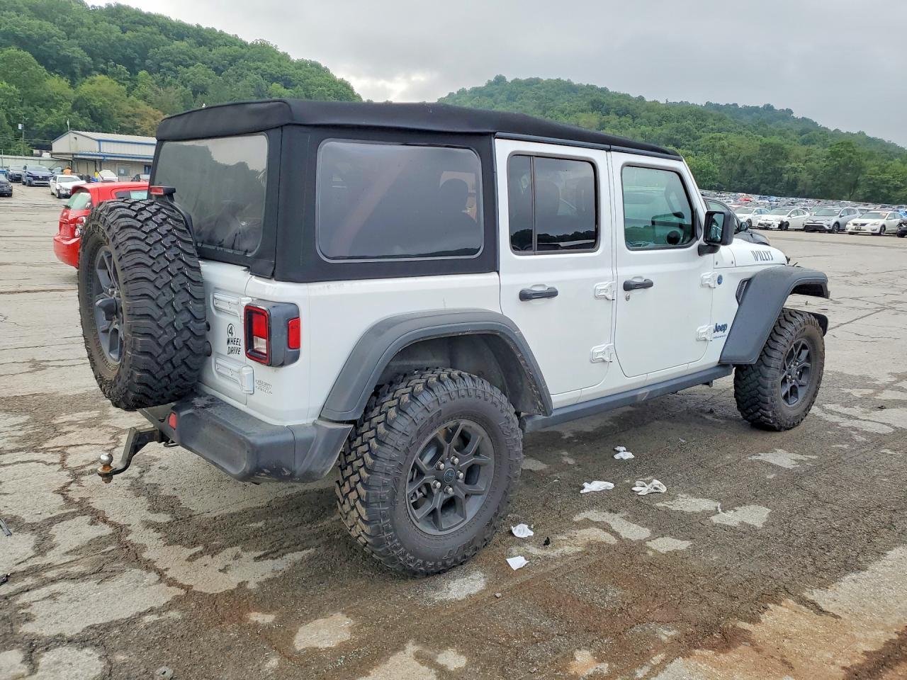 2025 Jeep Wrangler Sport 4Xe - zdjęcie 3