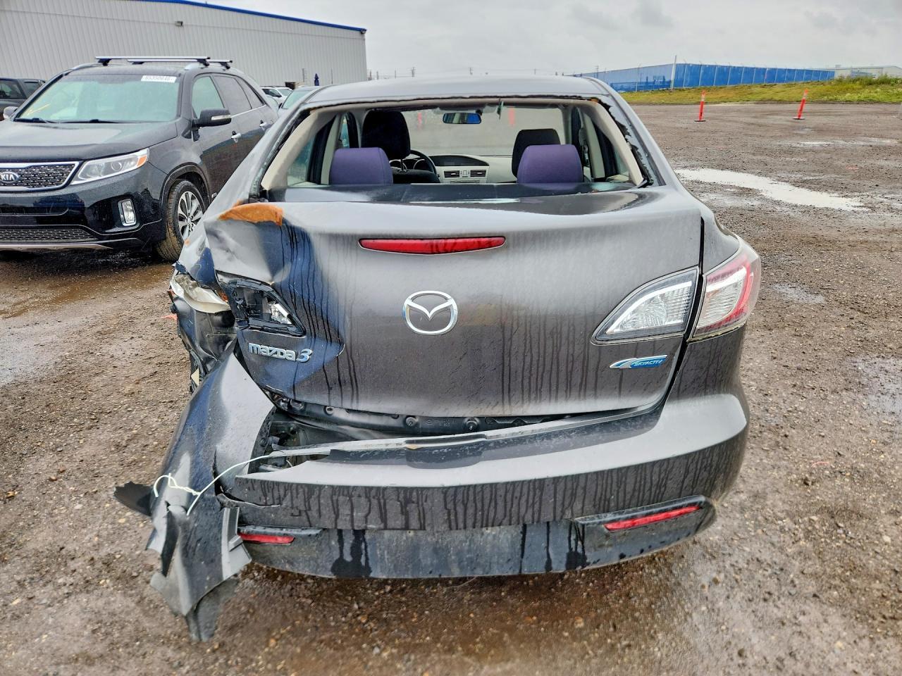 2013 Mazda 3 I - zdjęcie 6