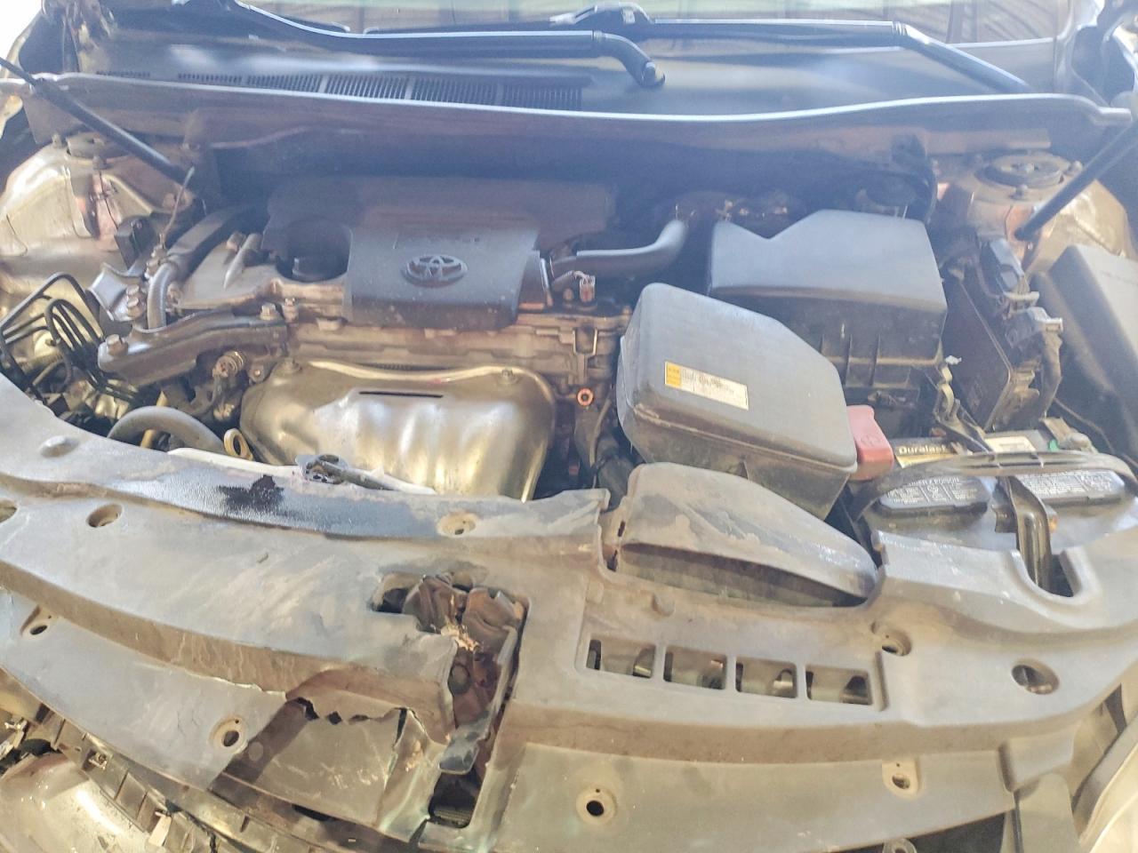 2016 Toyota Camry Xle - zdjęcie 11
