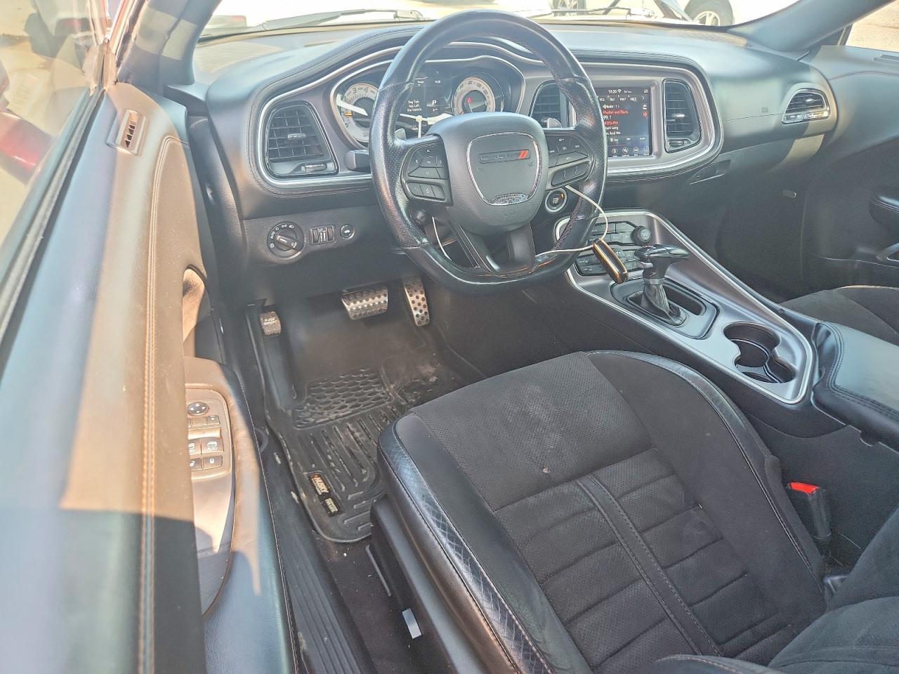 2020 Dodge Challenger R/T - zdjęcie 8