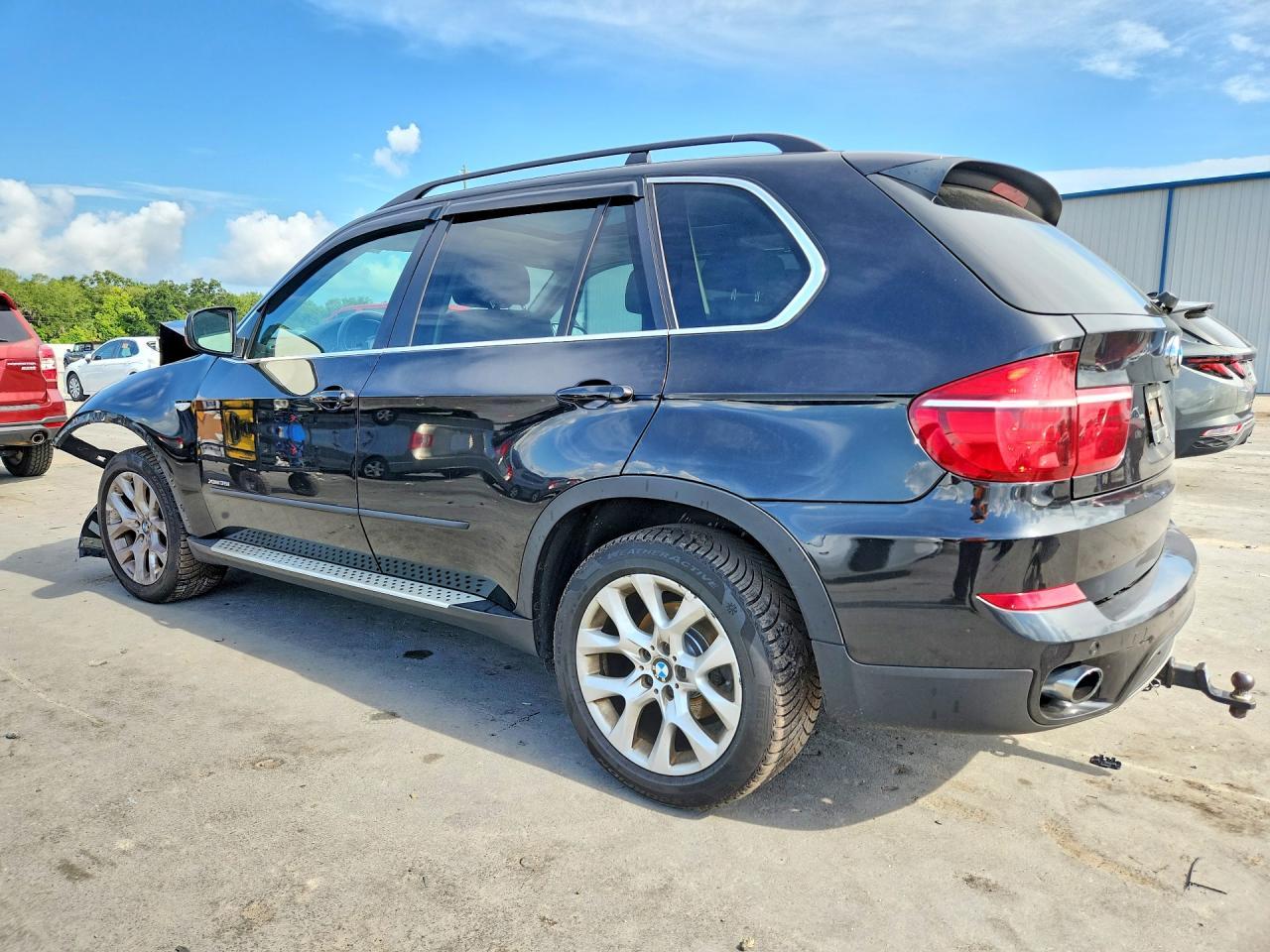 2013 BMW X5 xDrive35I - zdjęcie 2