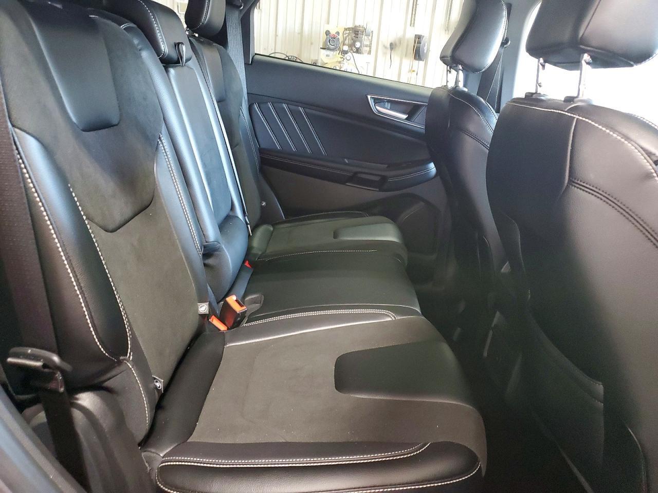 2023 Ford Edge St - zdjęcie 10