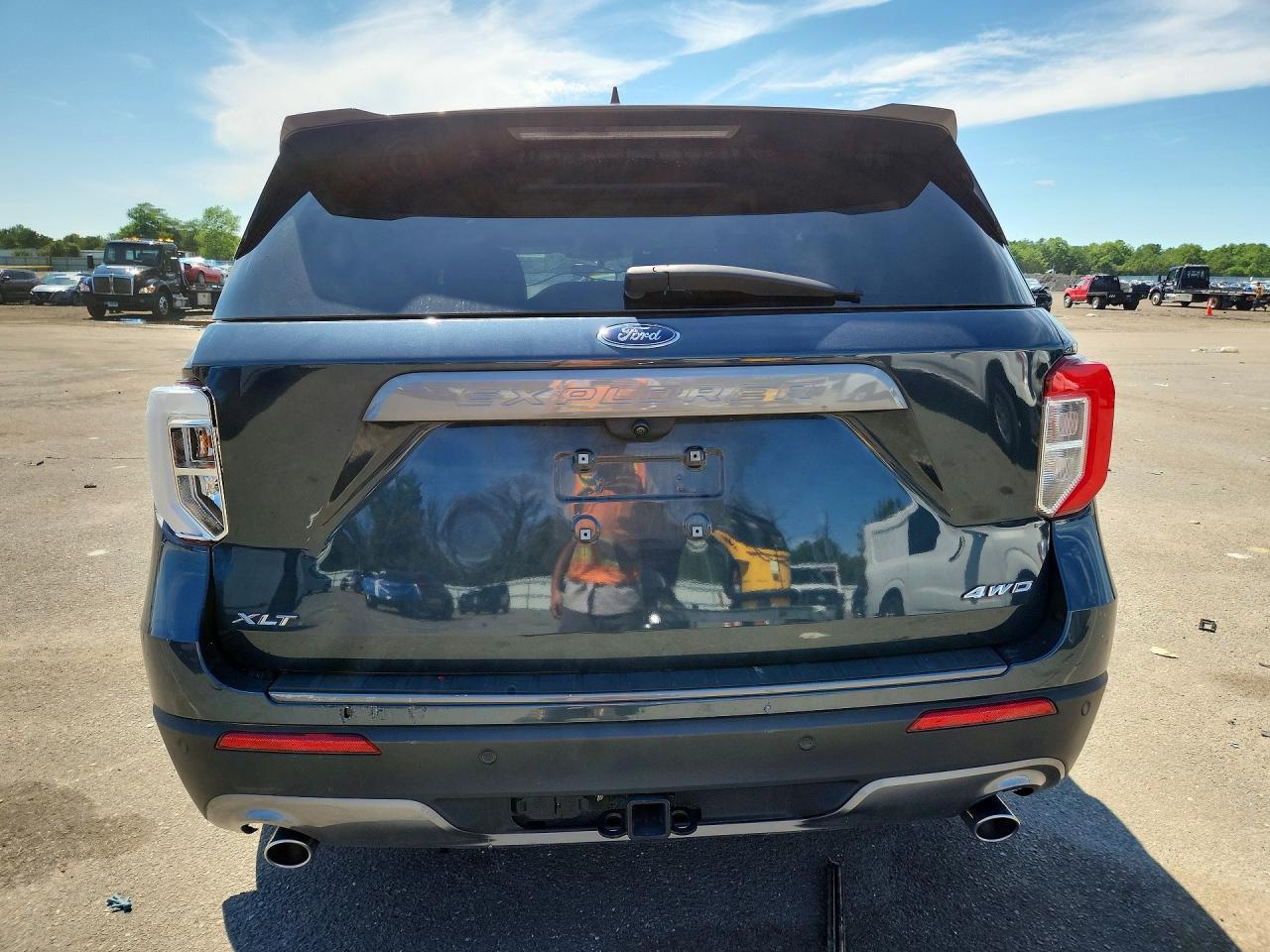 2023 Ford Explorer Xlt - zdjęcie 6