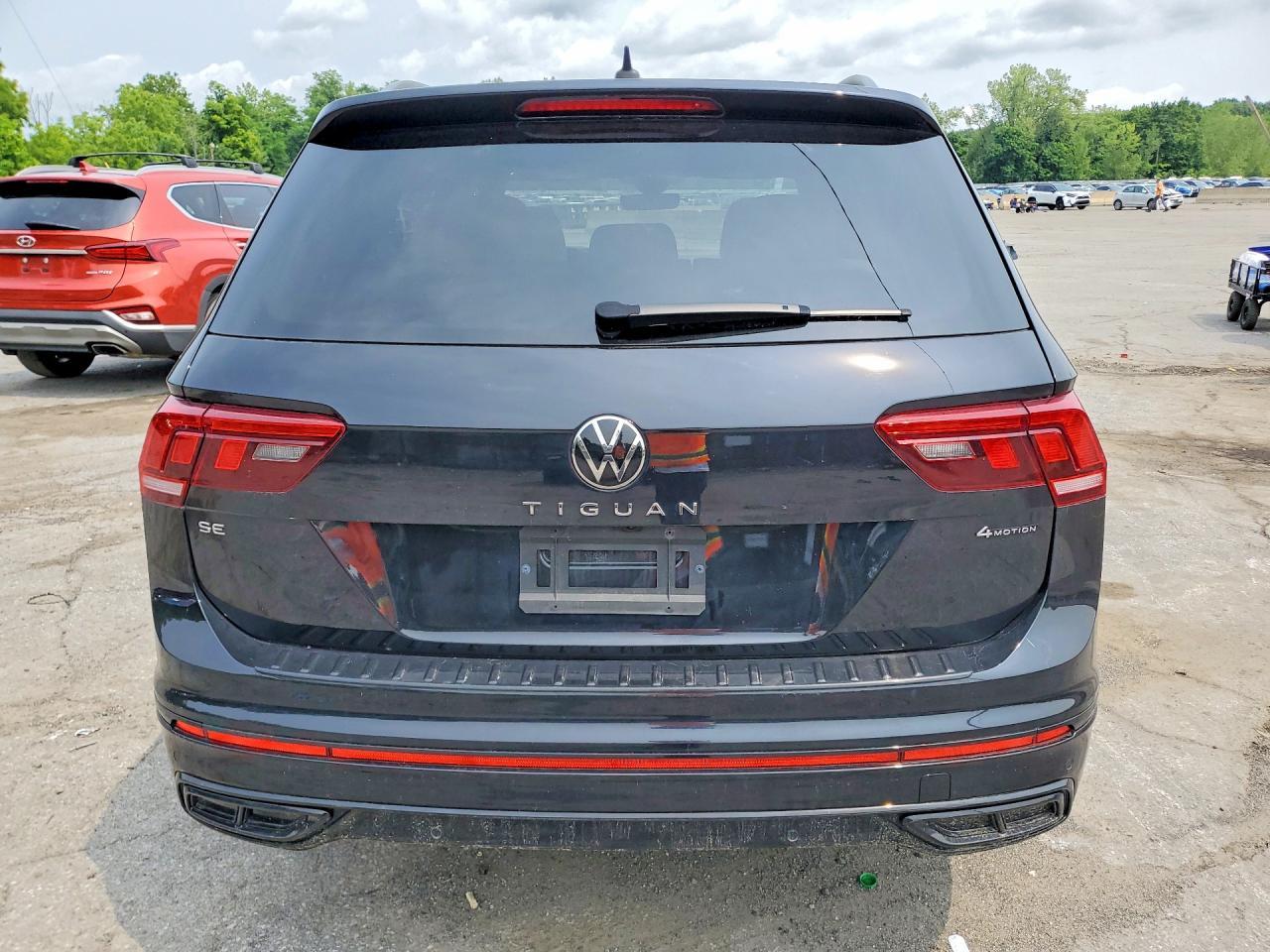 2024 Volkswagen Tiguan Se R-Line Black - zdjęcie 6