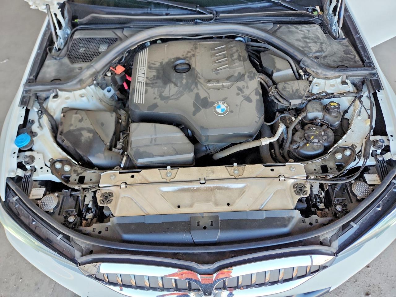 2021 BMW 330I - zdjęcie 11