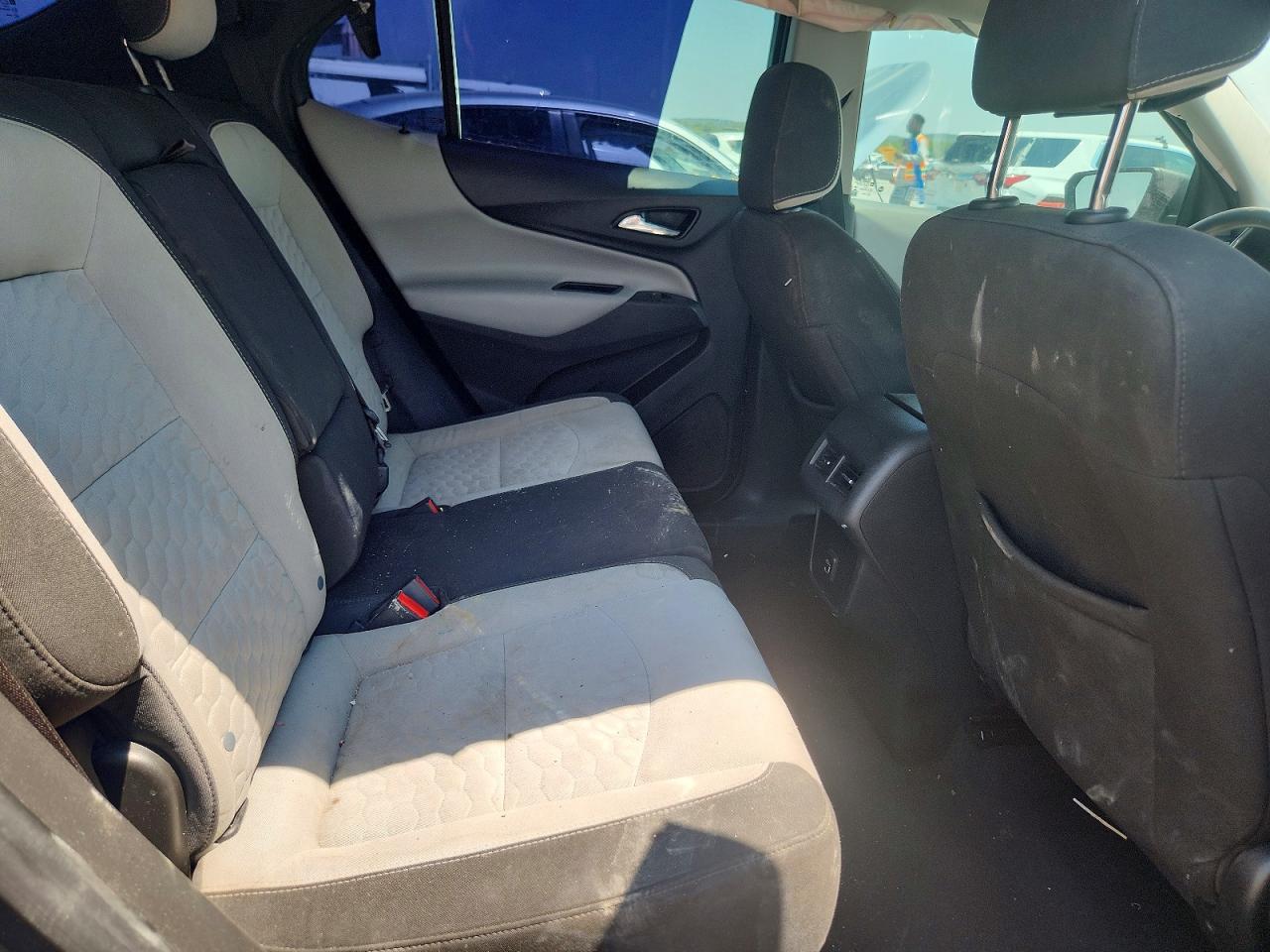 2020 Chevrolet Equinox Ls - zdjęcie 11