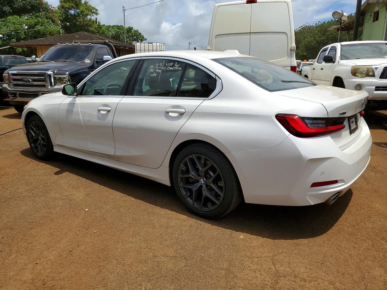 2026 BMW Seria 3 330i - zdjęcie 2