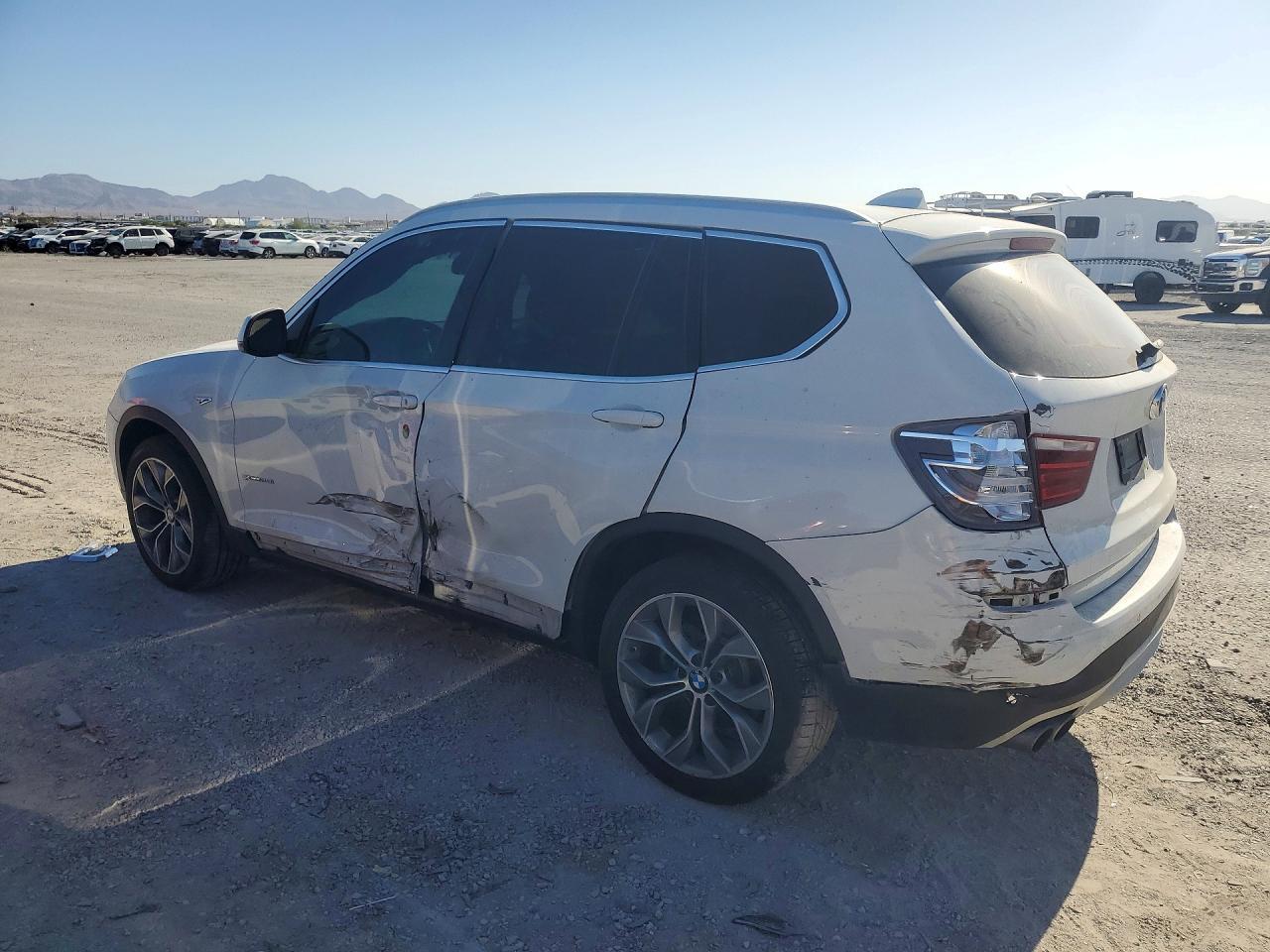 2015 BMW X3 xDrive28I - zdjęcie 2
