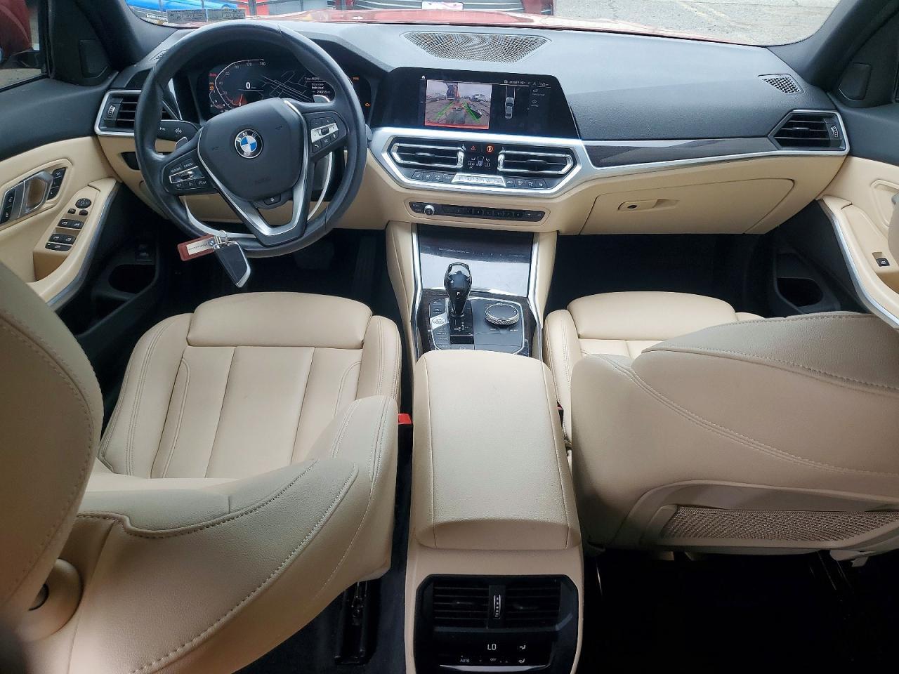 2019 BMW Seria 3 330i - zdjęcie 8