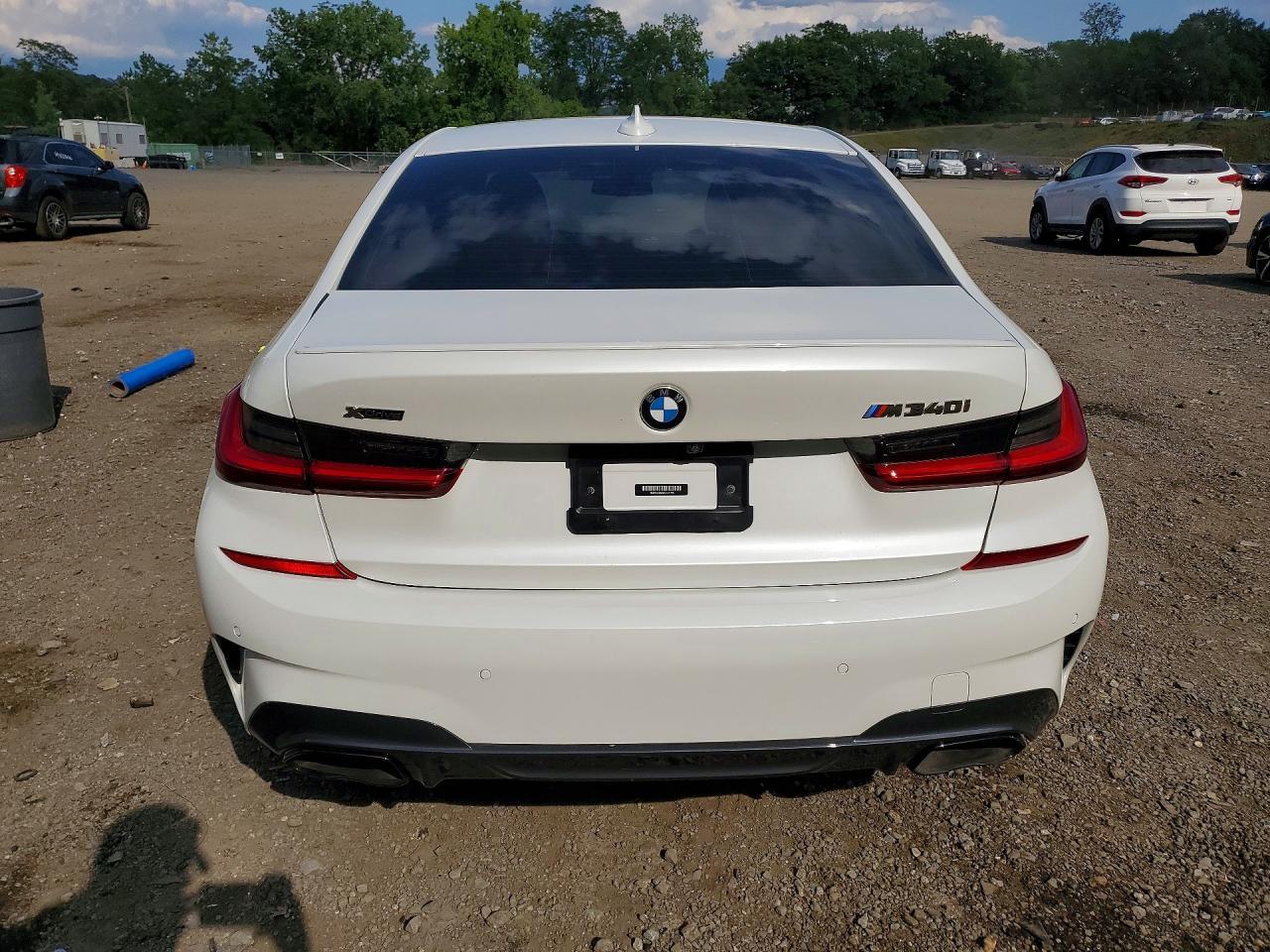 2021 BMW M340Xi - zdjęcie 6