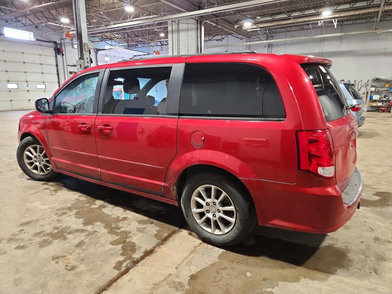 2013 Dodge Grand Caravan R/T - zdjęcie 2