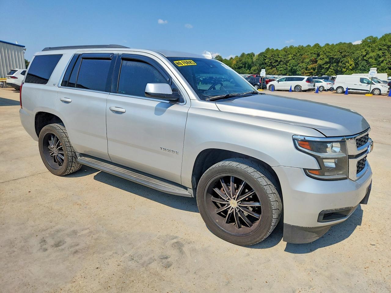 2016 Chevrolet Tahoe - zdjęcie 4