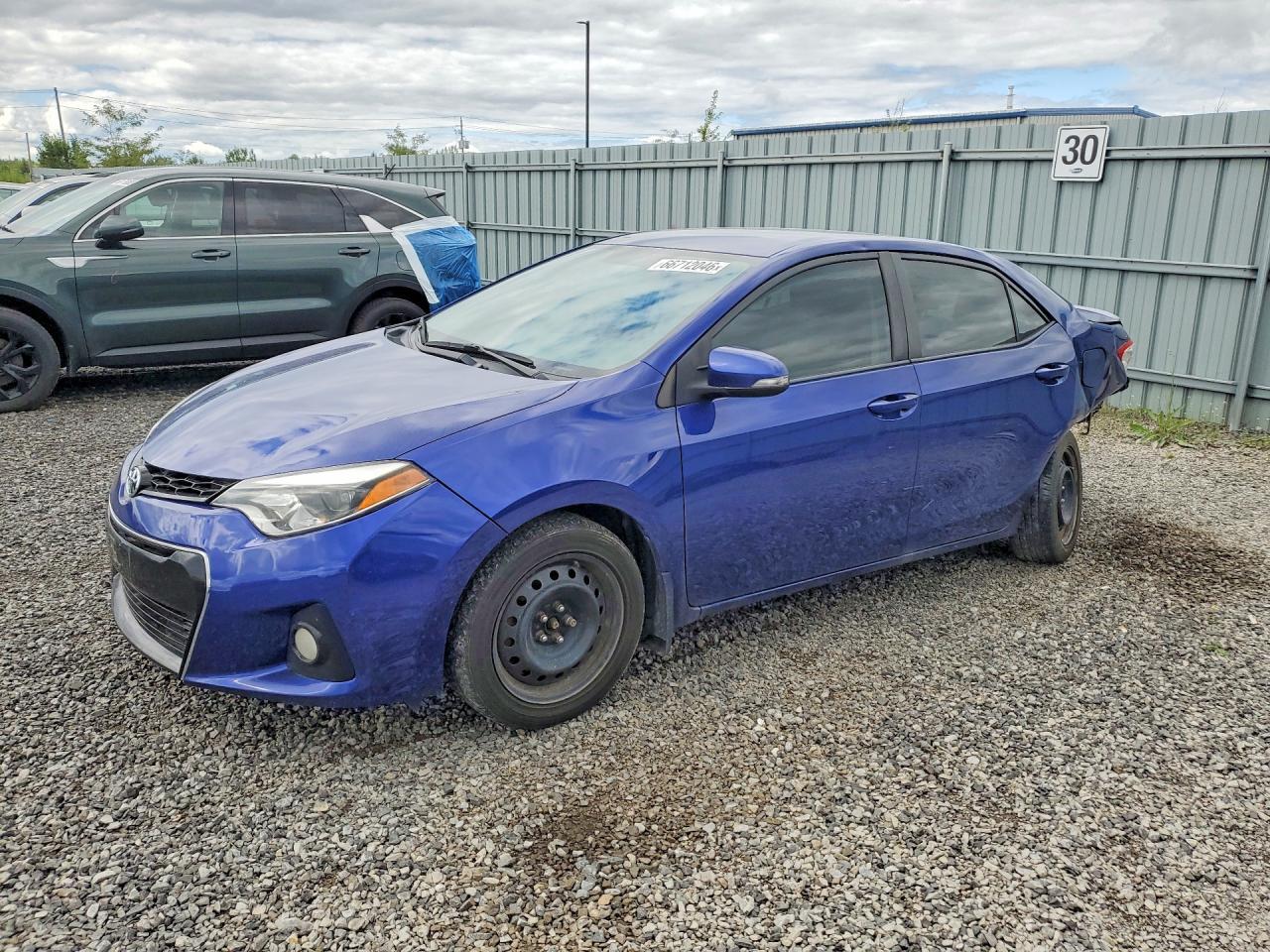 2016 Toyota Corolla S - zdjęcie główne