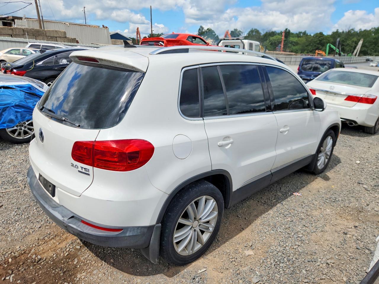 2013 Volkswagen Tiguan S/Se/Sel - zdjęcie 3