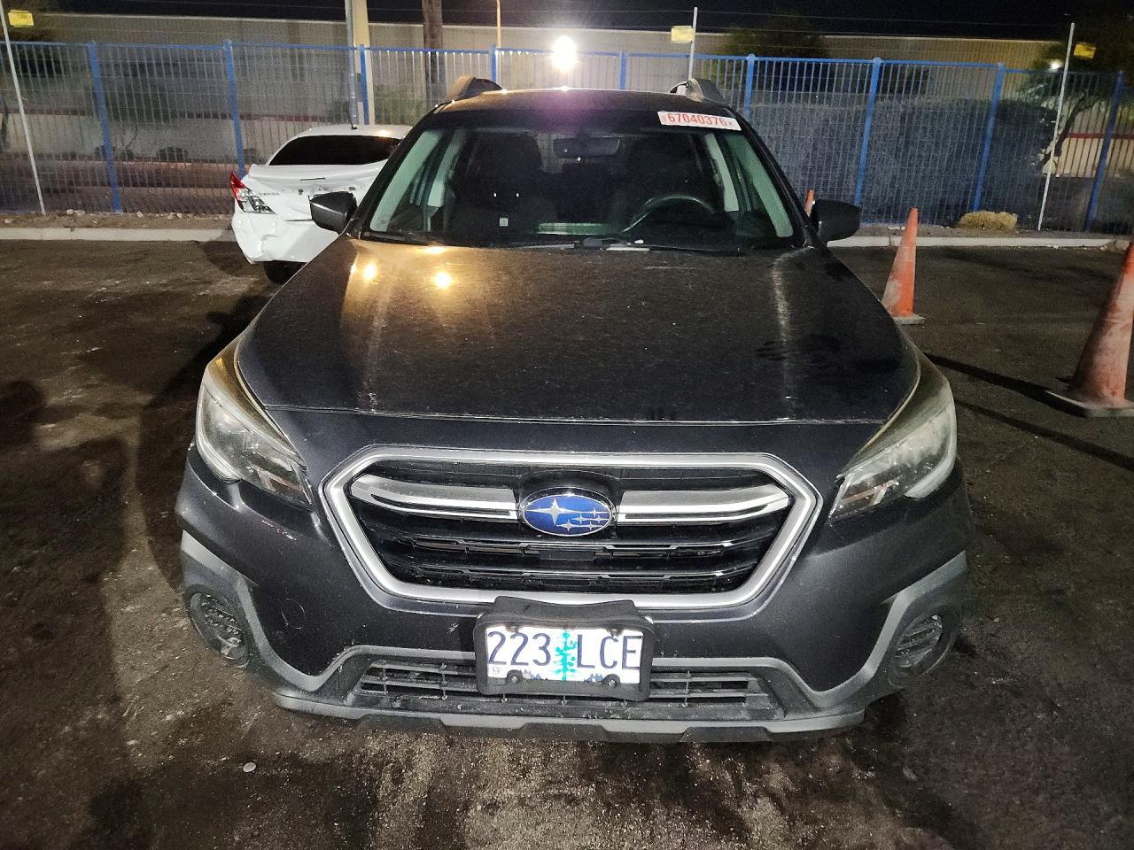 Subaru Outback - zdjęcie 5