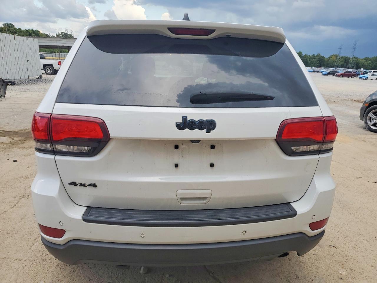 2019 Jeep Grand Cherokee Laredo - zdjęcie 6