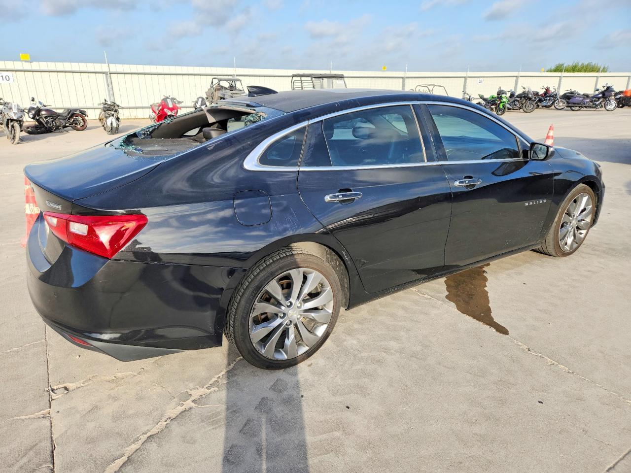 2016 Chevrolet Malibu Premier - zdjęcie 3