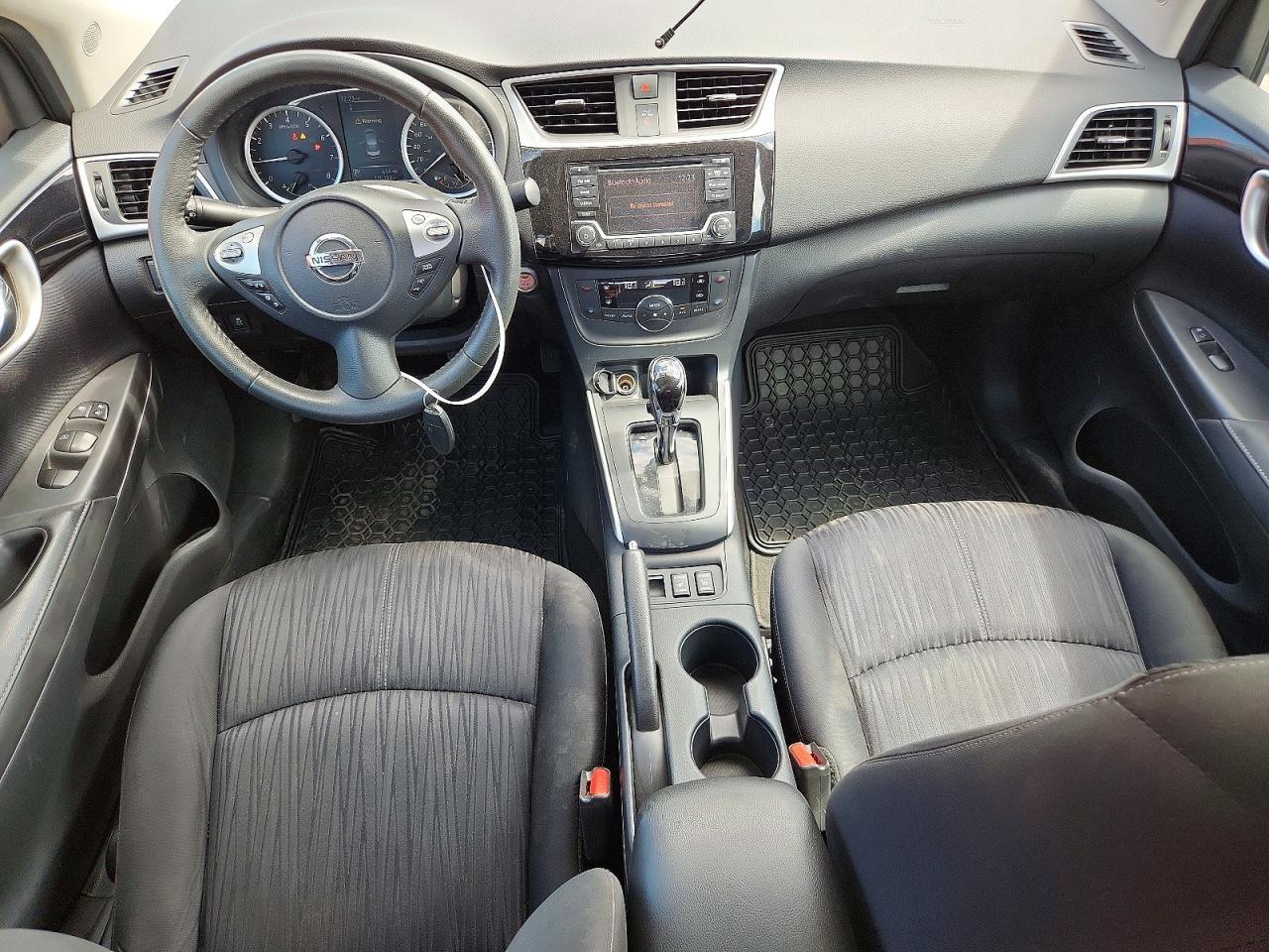 2018 Nissan Sentra S - zdjęcie 8