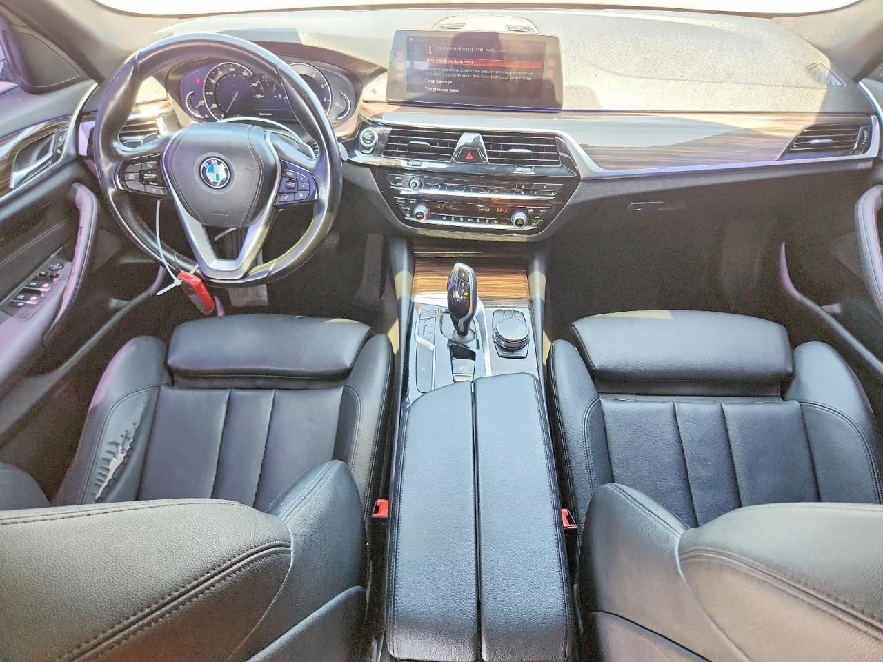 2017 BMW 530 I - zdjęcie 8