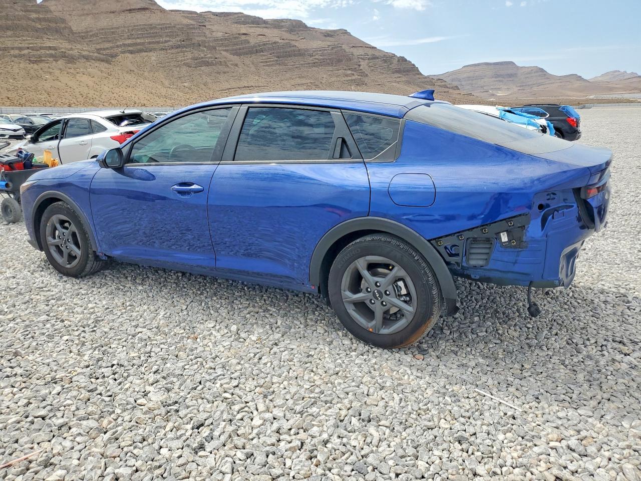 2025 Kia K4 Lxs - zdjęcie 2