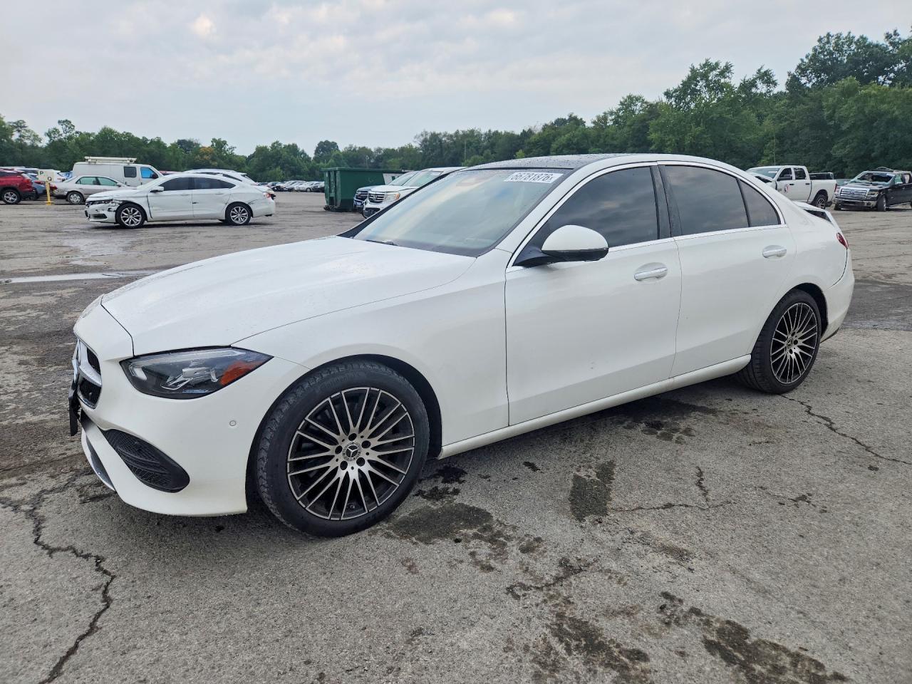 2024 Mercedes-Benz C 300 - zdjęcie główne