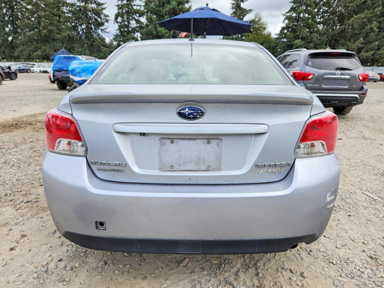 2015 Subaru Impreza Premium - zdjęcie 6
