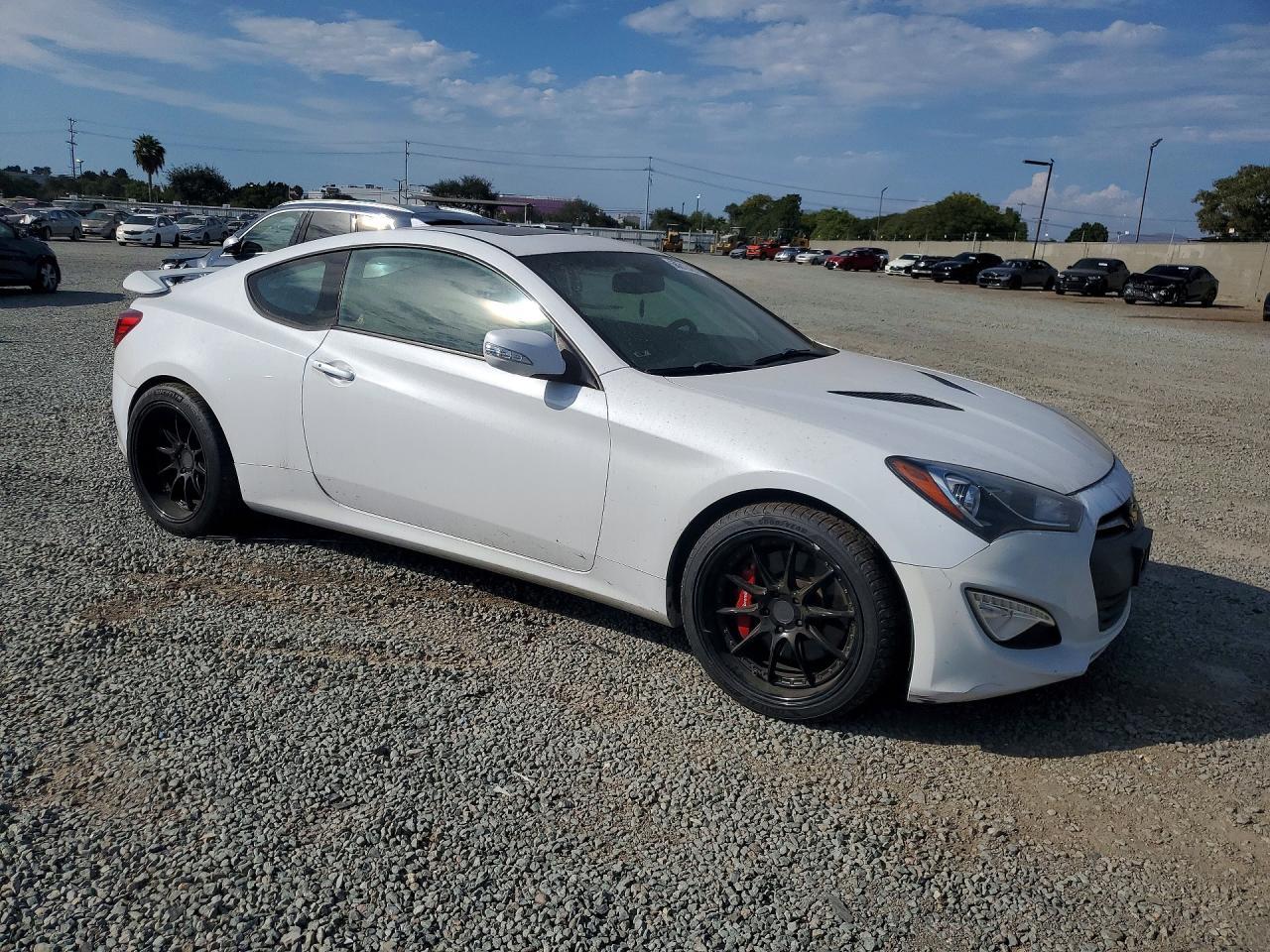 2016 Hyundai Genesis Coupe 3.8 Ultimate - zdjęcie 4