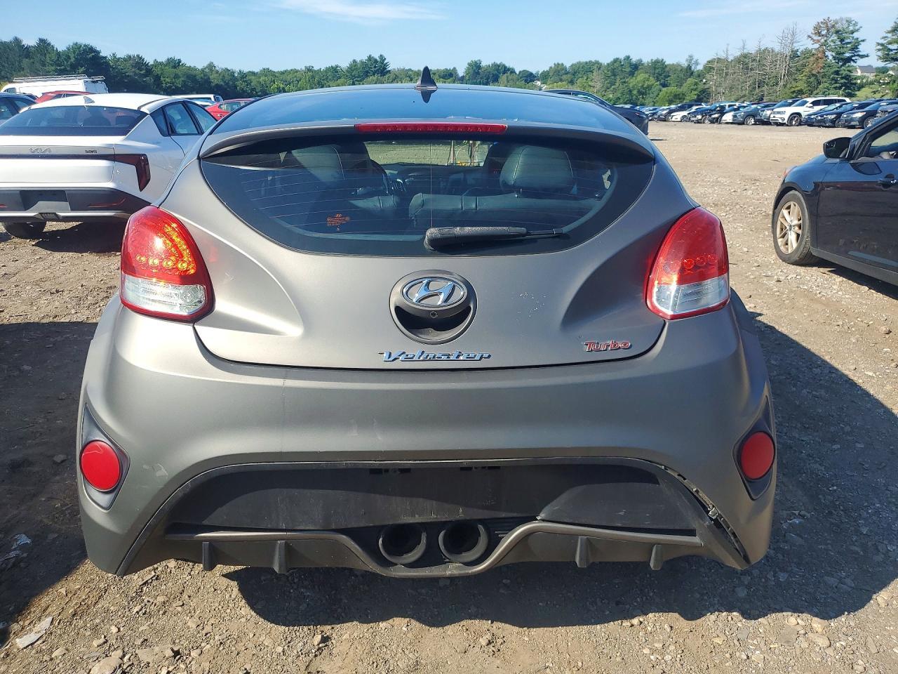 2015 Hyundai Veloster Turbo - zdjęcie 6
