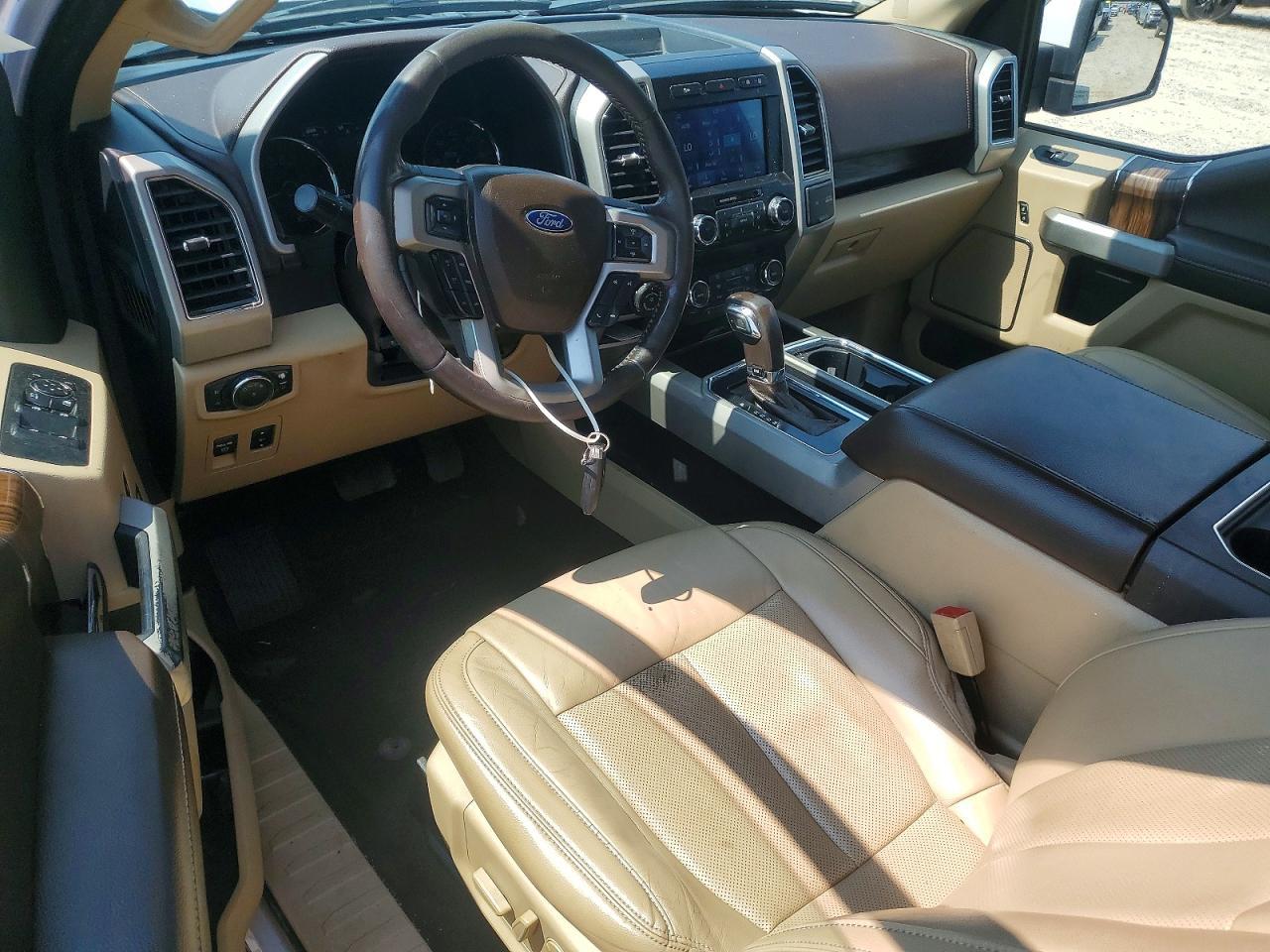 2020 Ford F150 Super Cab - zdjęcie 8