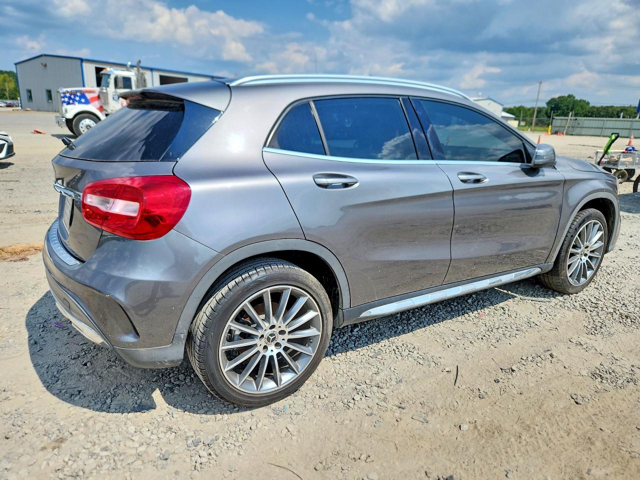 2018 Mercedes-Benz Gla 250 - zdjęcie 3