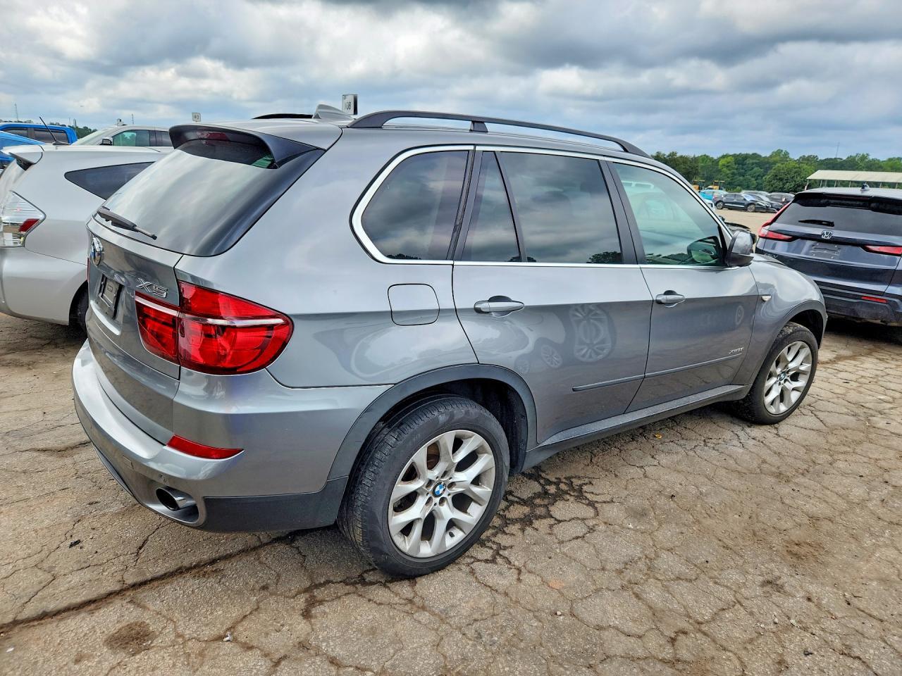 2013 BMW X5 xDrive35I - zdjęcie 3