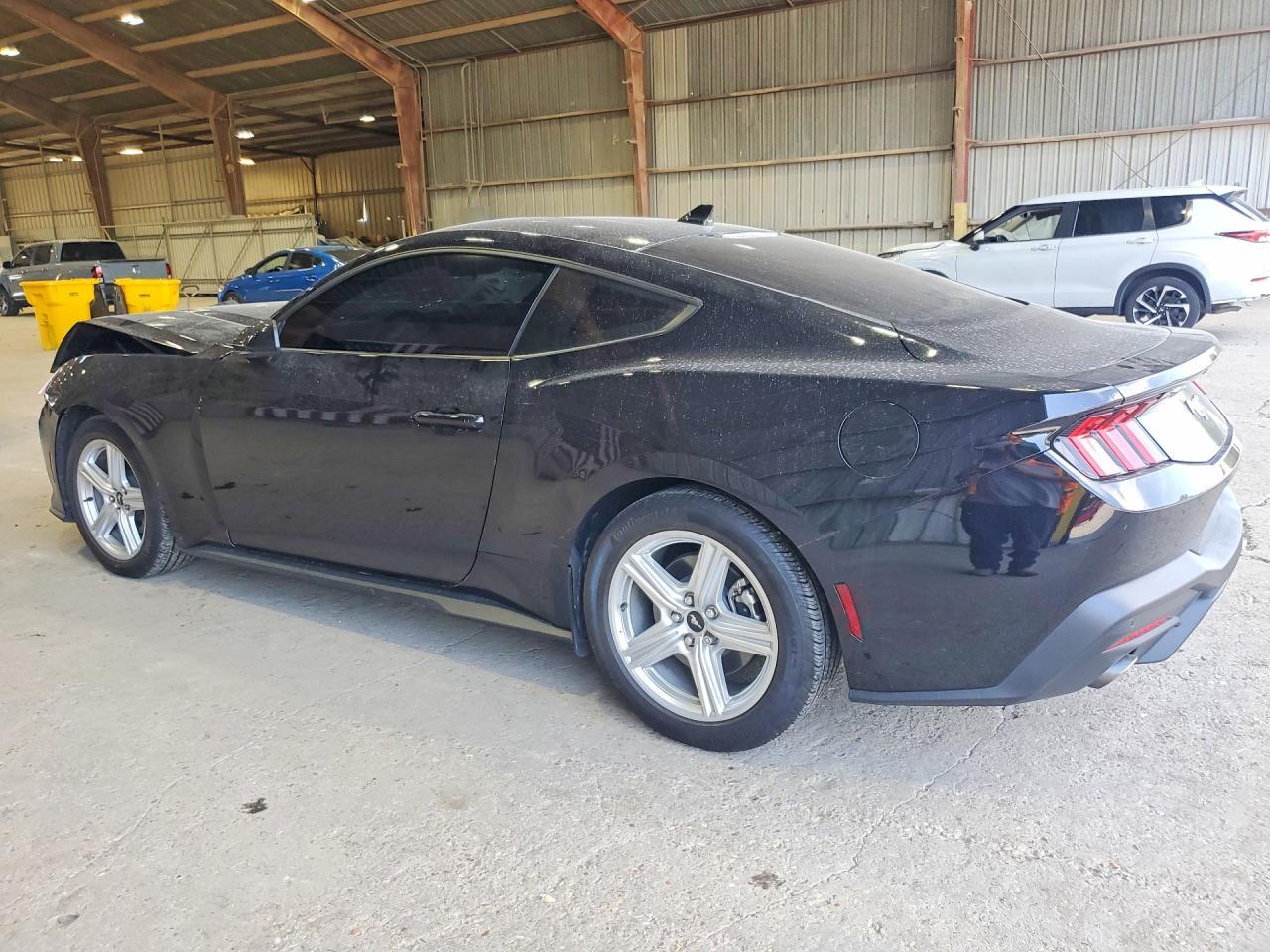 2026 Ford Mustang - zdjęcie 2