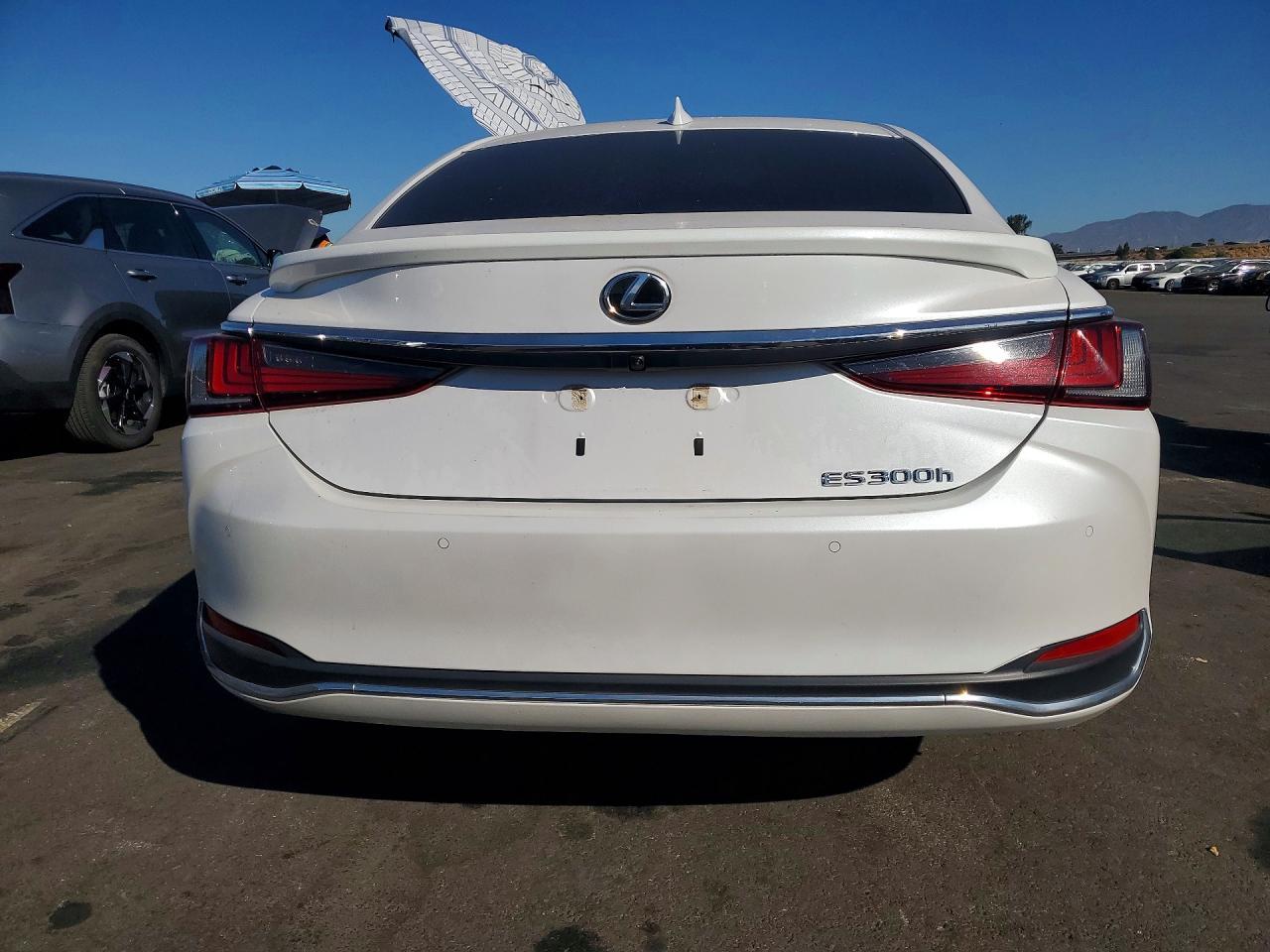 2025 Lexus Es 300H Base - zdjęcie 6