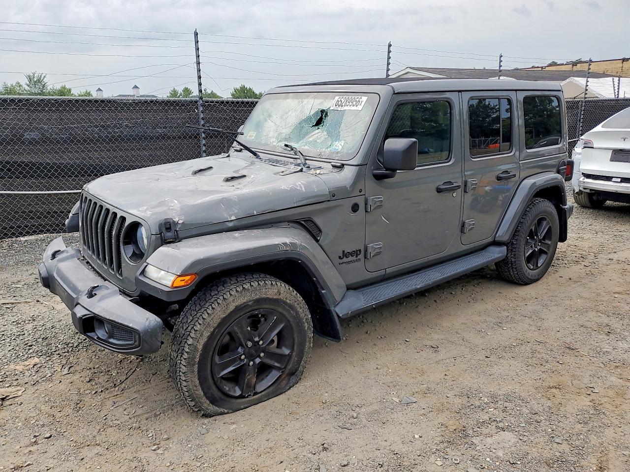 2021 Jeep Wrangler Unlimited Sahara - zdjęcie główne