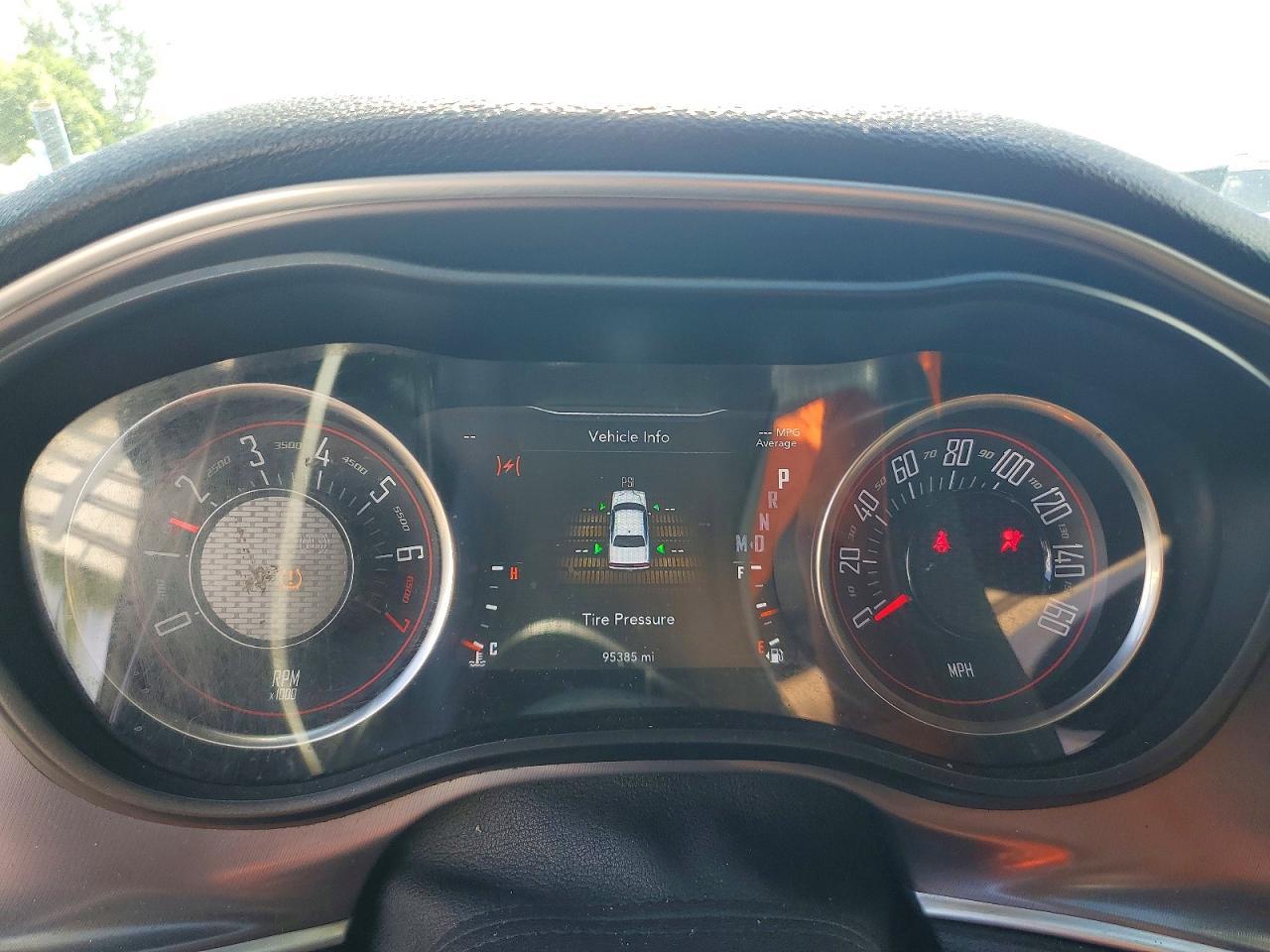 2021 Dodge Challenger Sxt - zdjęcie 9