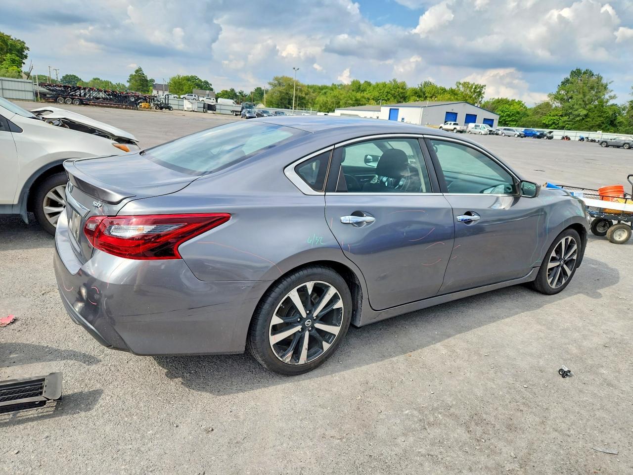 2018 Nissan Altima 2.5 Sr - zdjęcie 3
