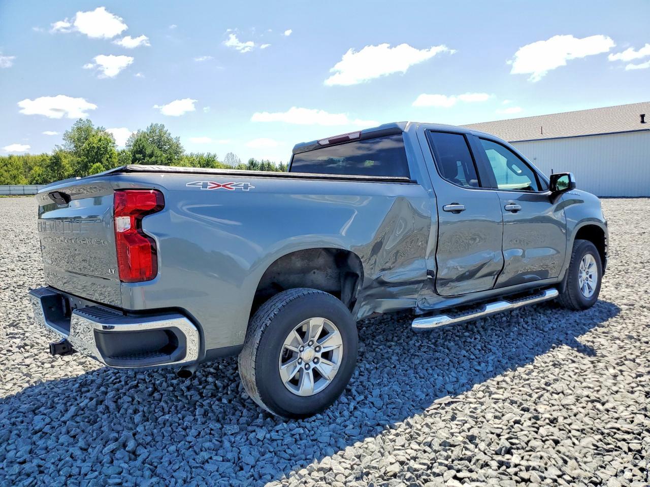 2020 Chevrolet Silverado K1500 Lt - zdjęcie 3