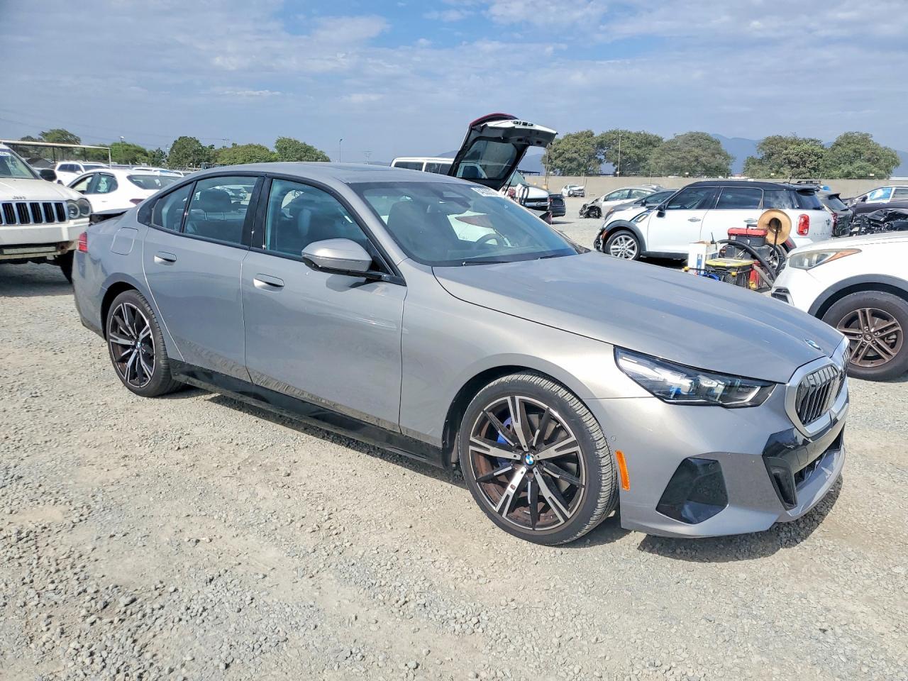 2024 BMW 530 I - zdjęcie 4