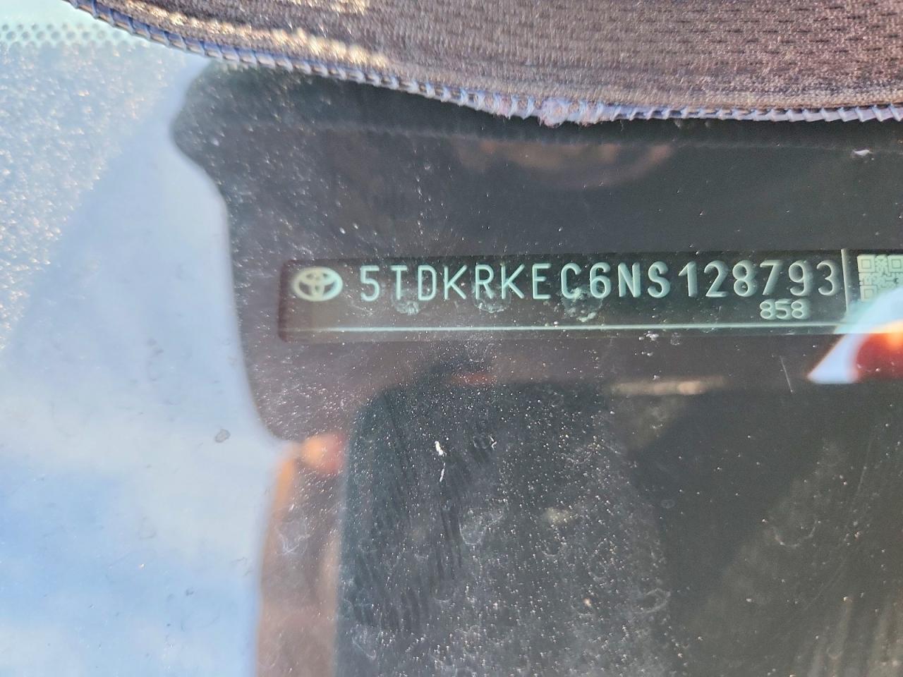 2022 Toyota Sienna Le - zdjęcie 13