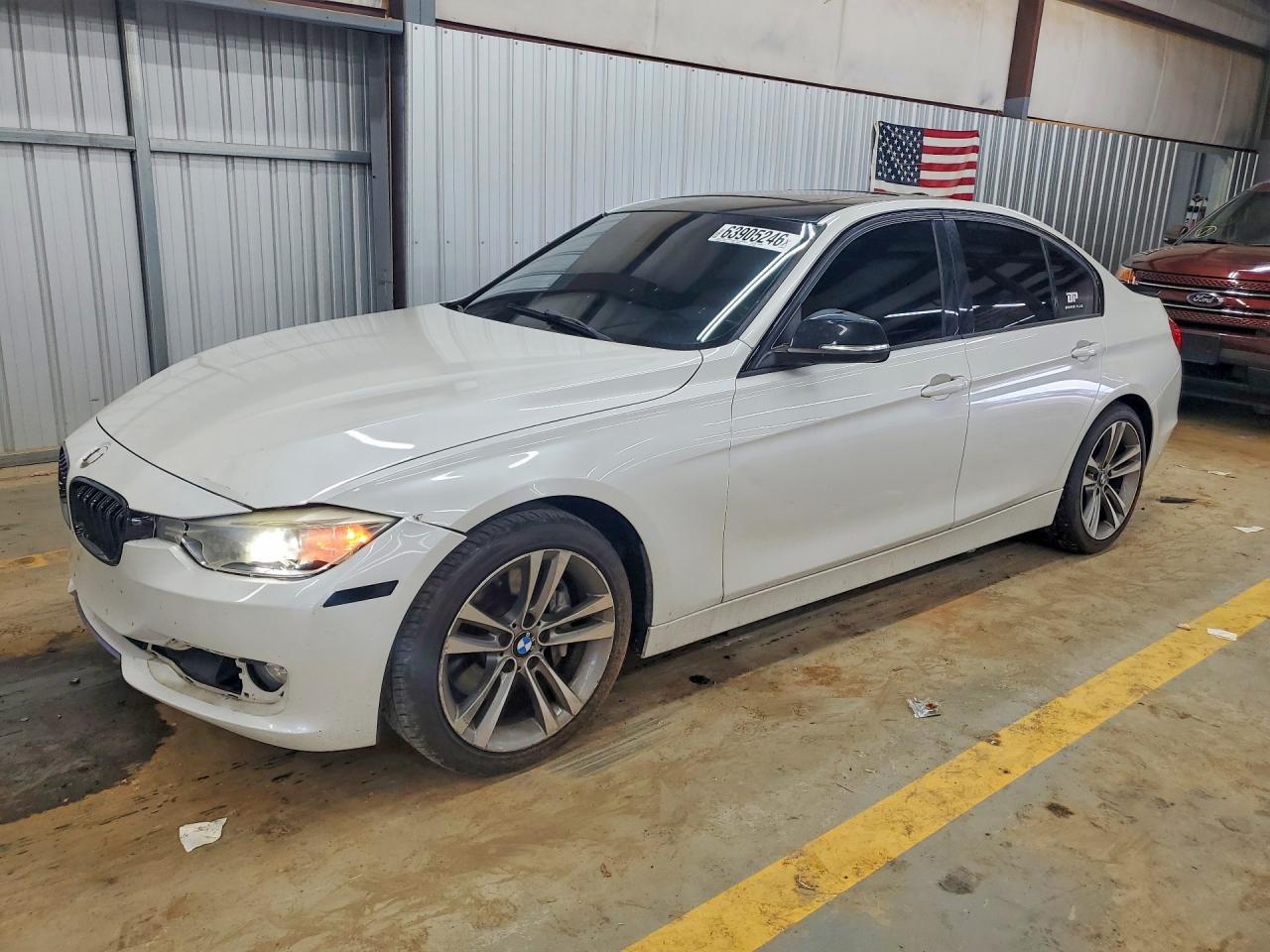 2013 BMW 335 I - zdjęcie główne