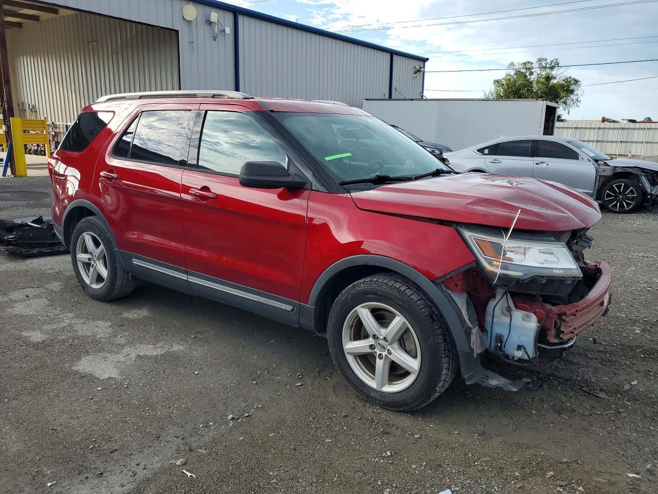 2018 Ford Explorer Xlt - zdjęcie 4